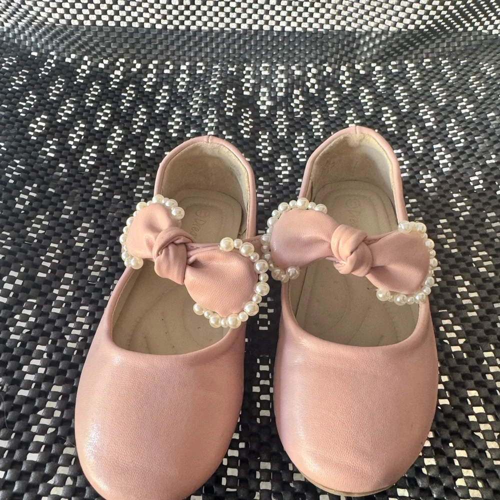 Dream Pairs Blush Pearl Bow Kids Dress Shoes